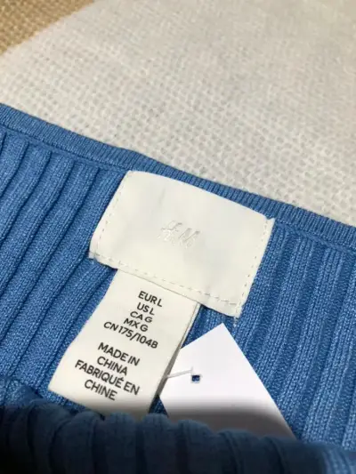 Polera de canalé azul - miniatura 2