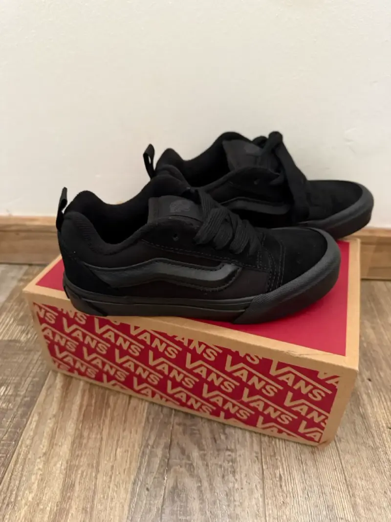 🔥VANS KNU SKOOL TRIPLE BLACK ORIGINALES🔥 - 2