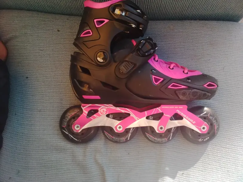 Patines en línea rosa y negro - 1
