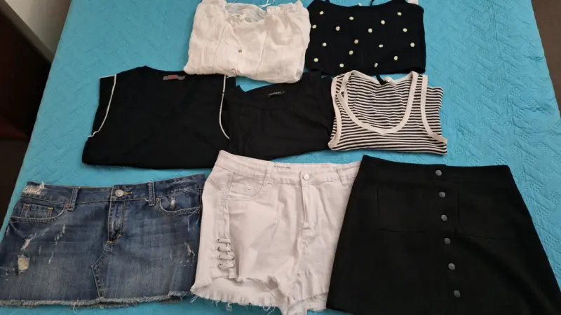 Lote de ropa femenina variada