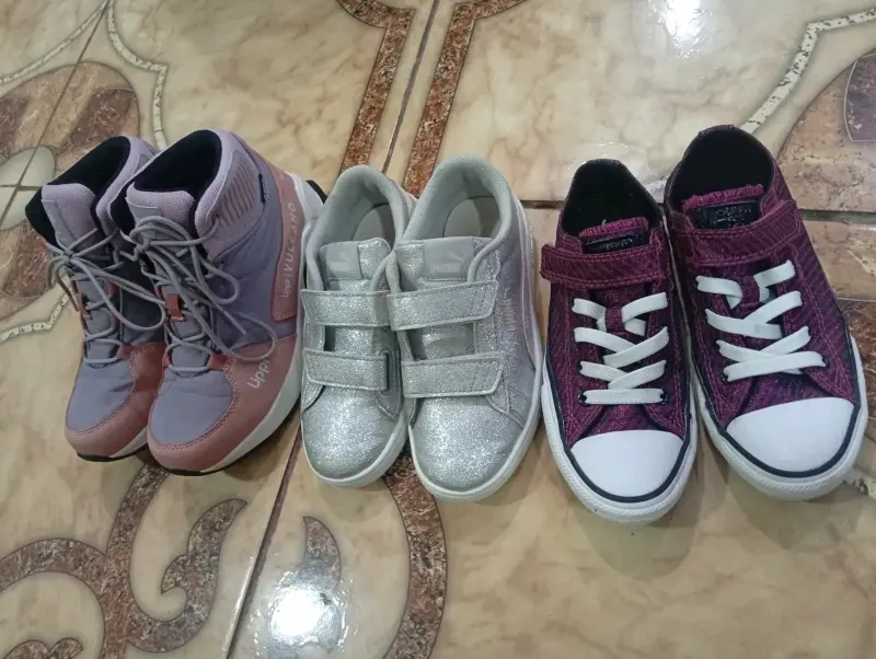 Lote de zapatillas para niña - 1
