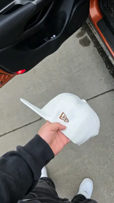 Gorra blanca LA bordada - miniatura 2
