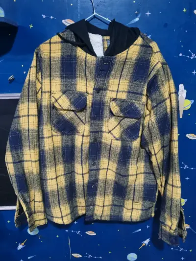 Camisa a cuadros amarilla y azul - miniatura 1