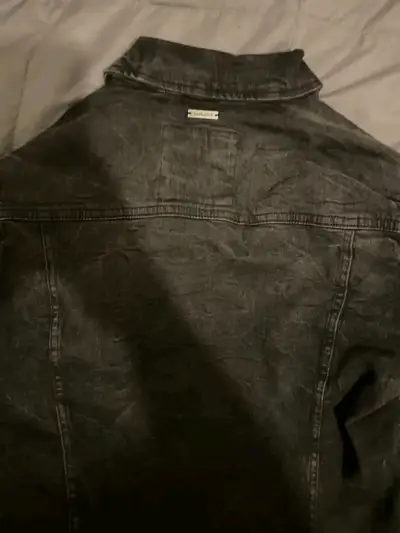 Chaqueta de mezclilla negra - miniatura 3