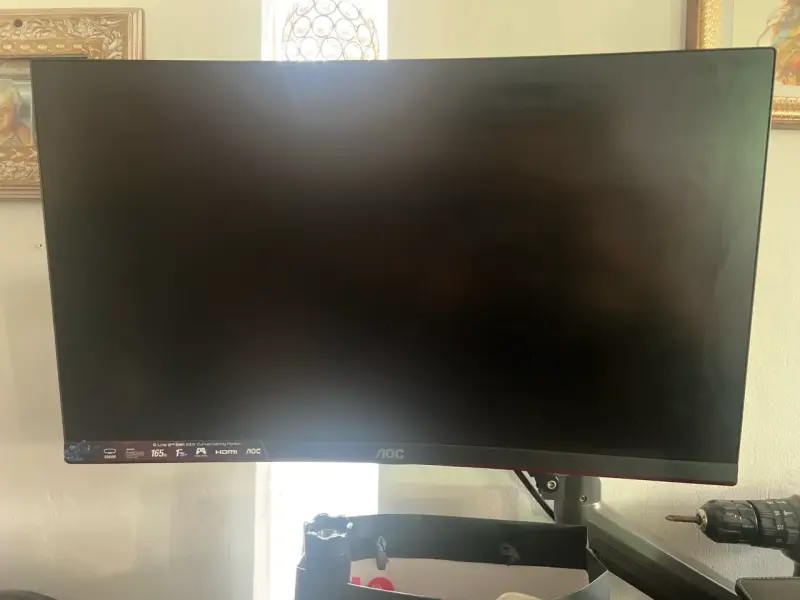 Monitor curvo AOC 165Hz - 1