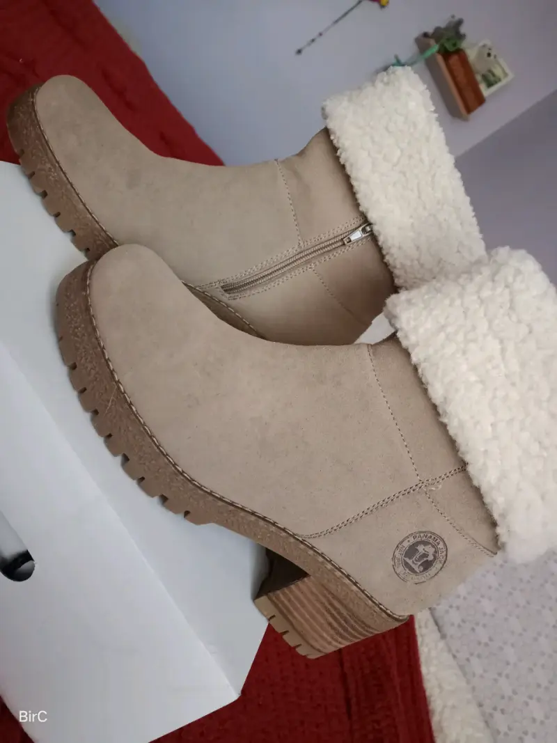 Botas beige con forro suave - 4