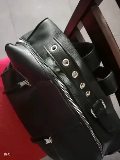 Mochila negra Secret - miniatura 4