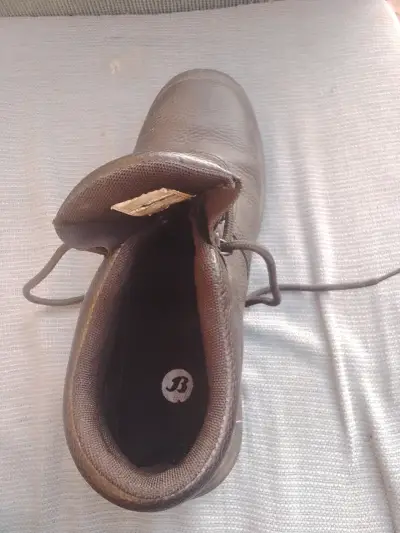 Bototos de cuero negro usados - miniatura 5