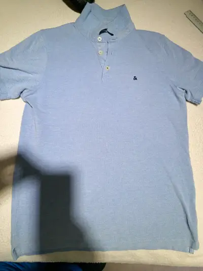 Polera pique azul claro con cuello - miniatura 1