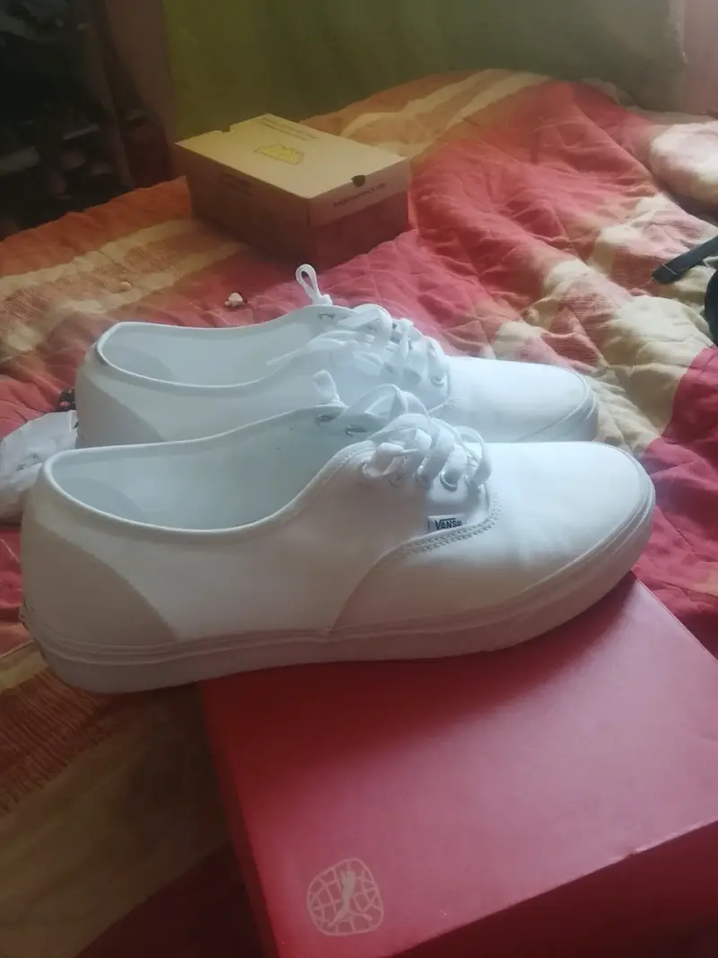 Zapatillas blancas de lona - 1