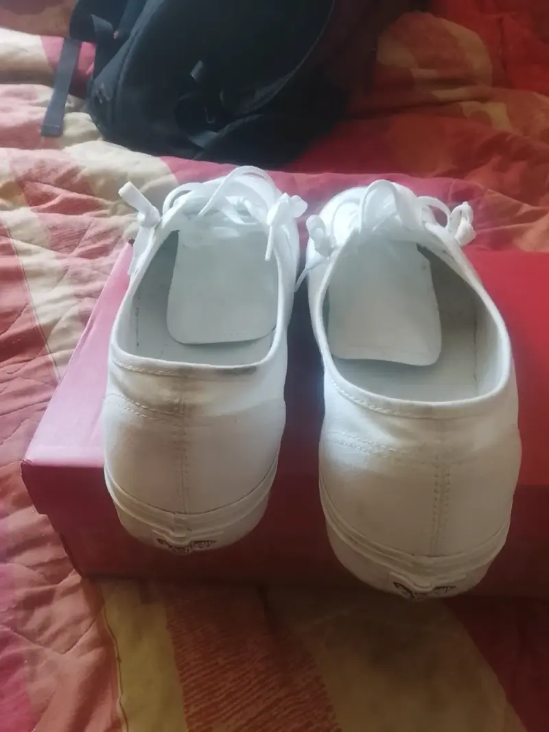 Zapatillas blancas de lona - 2