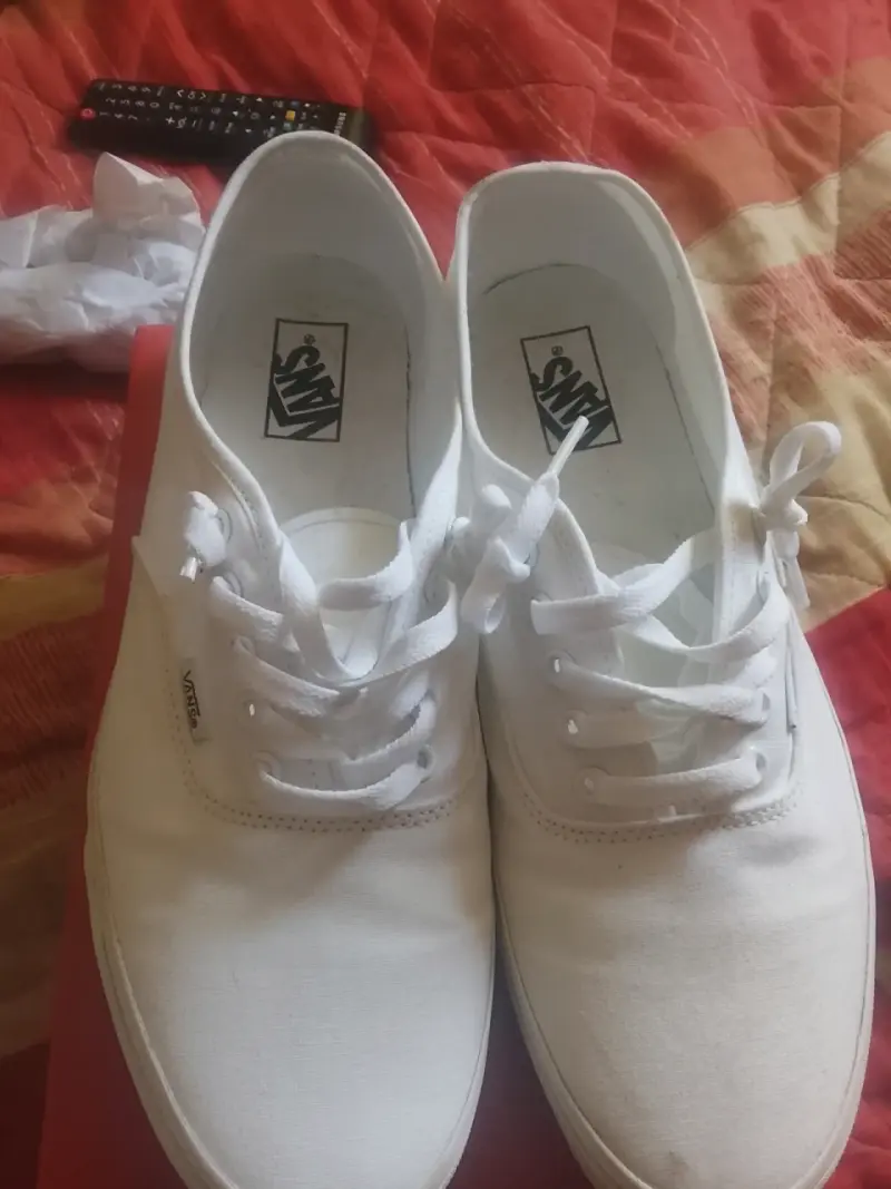 Zapatillas blancas de lona - 4