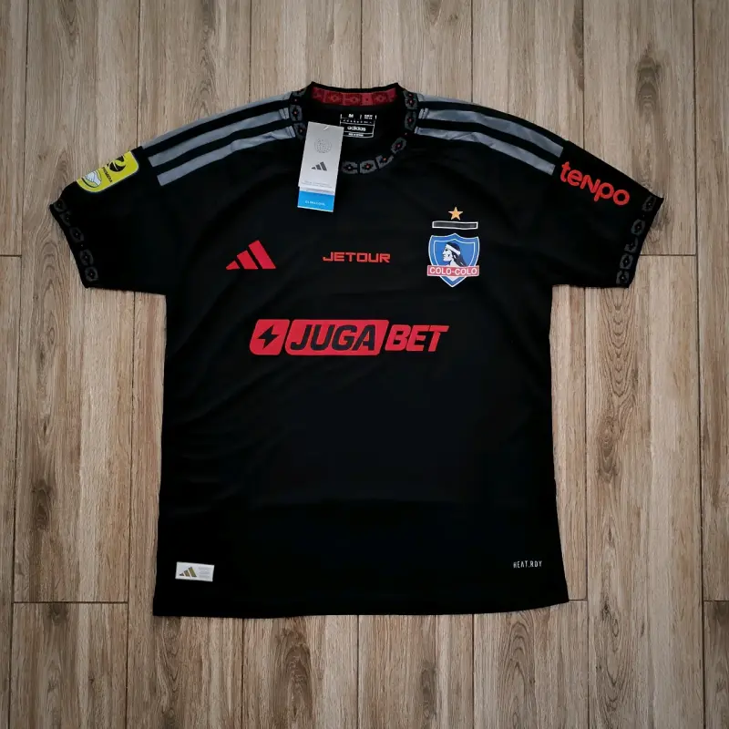 Camiseta negra Colo-Colo nueva - 1