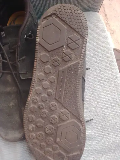 Zapatos negros de gamuza - miniatura 3