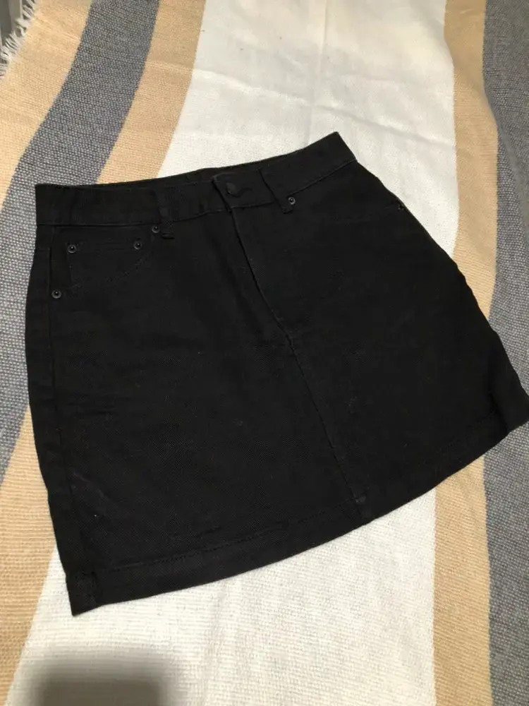 Falda negra casual - 1