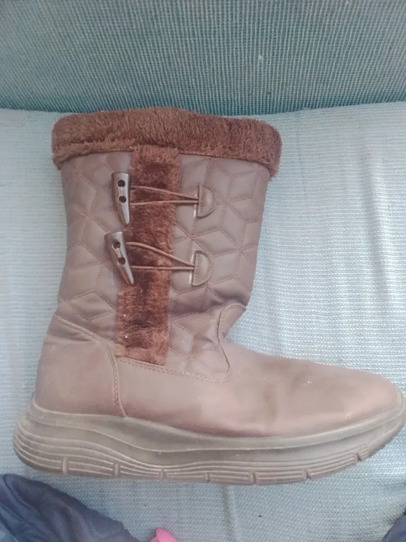 Bota invernal marrón - 1
