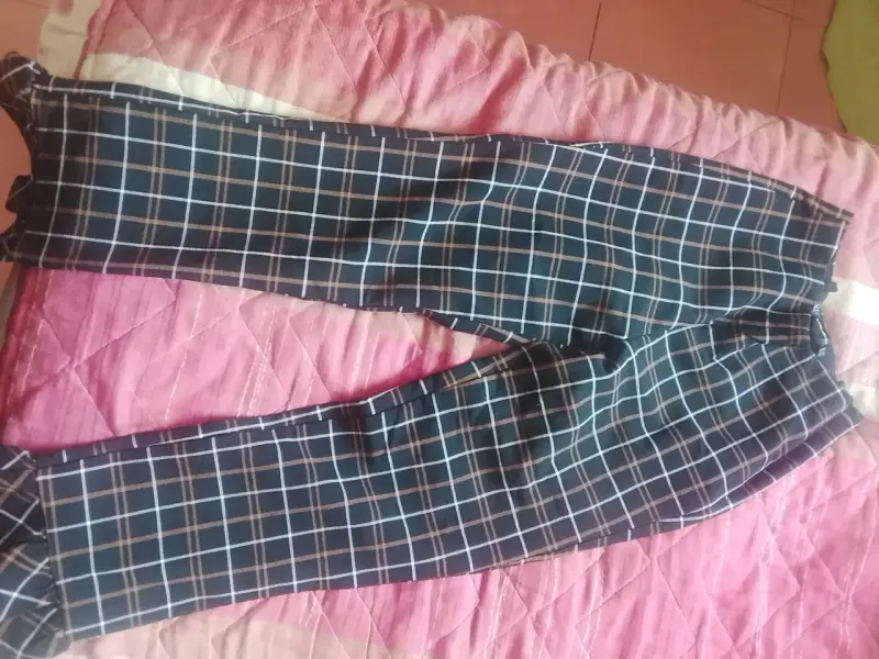 Pantalones de cuadros azul y gris - 1