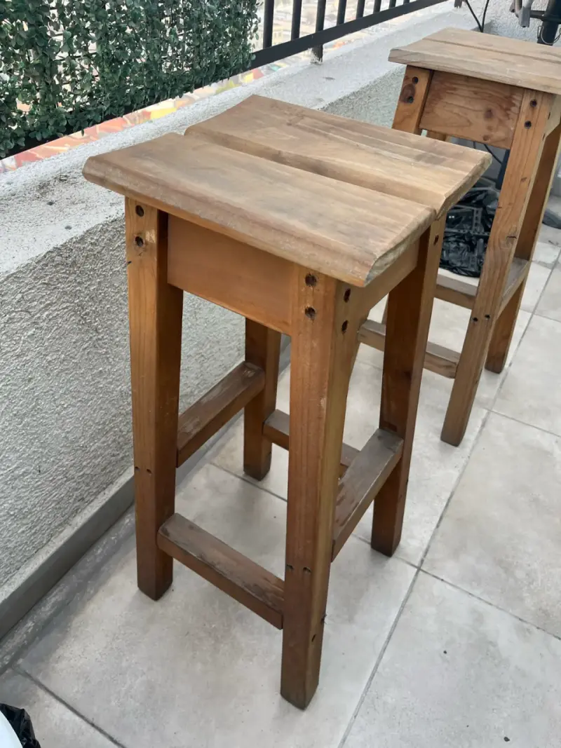 2 Taburetes de madera rústico - 2