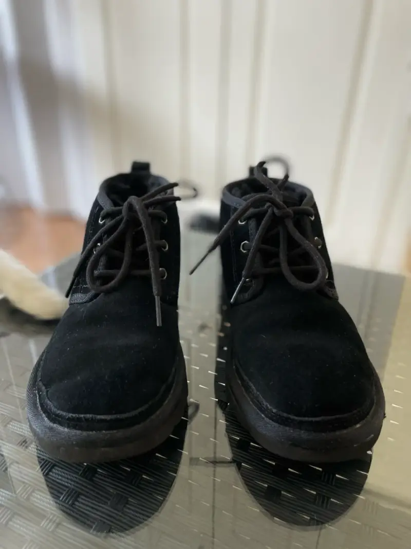 Botines negros UGG Neumel - 3
