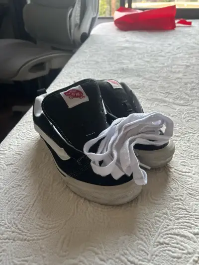 Zapatillas Vans KNU School negras usadas - miniatura 1