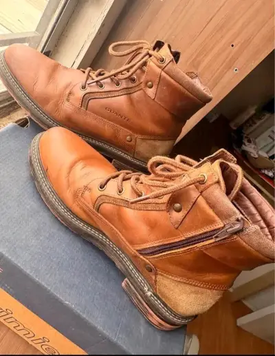 Botas de cuero marrón - miniatura 1