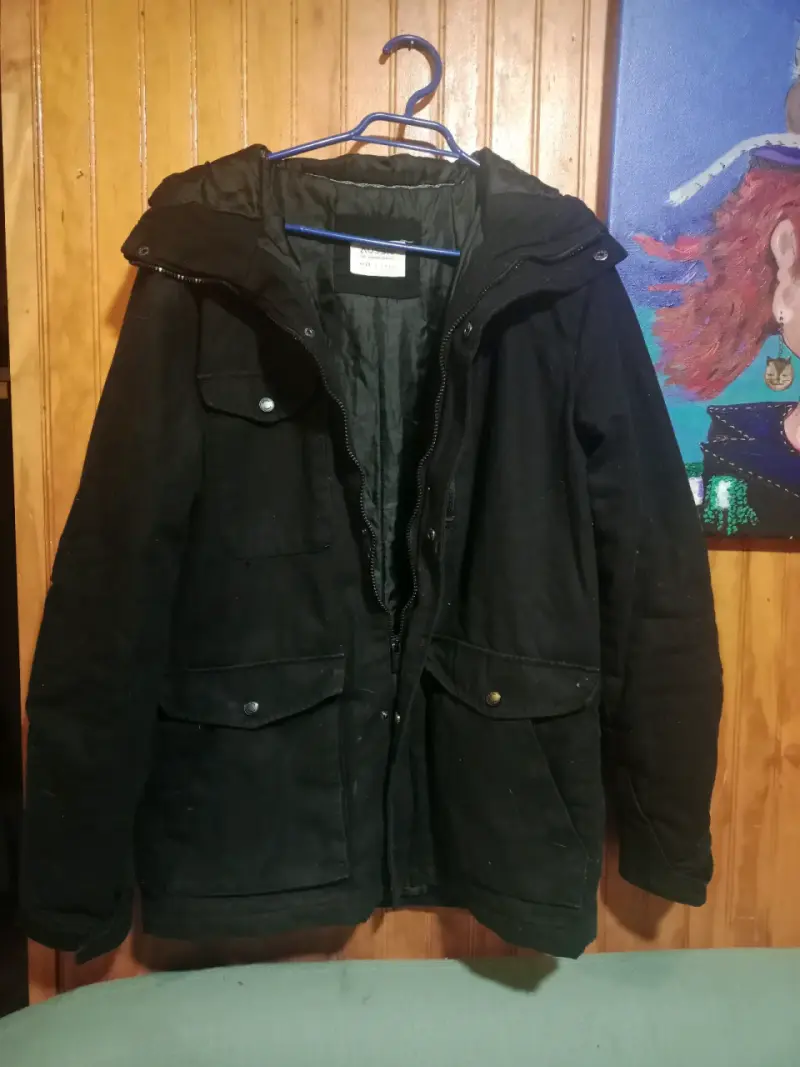 Chaqueta negra de invierno