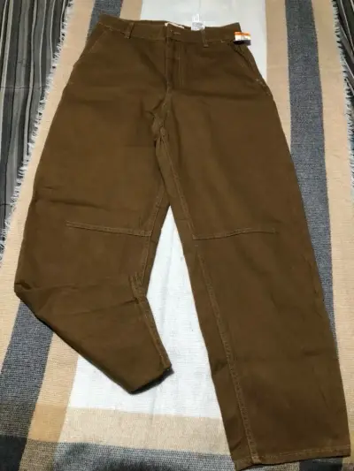Pantalones marrones cargo - miniatura 1