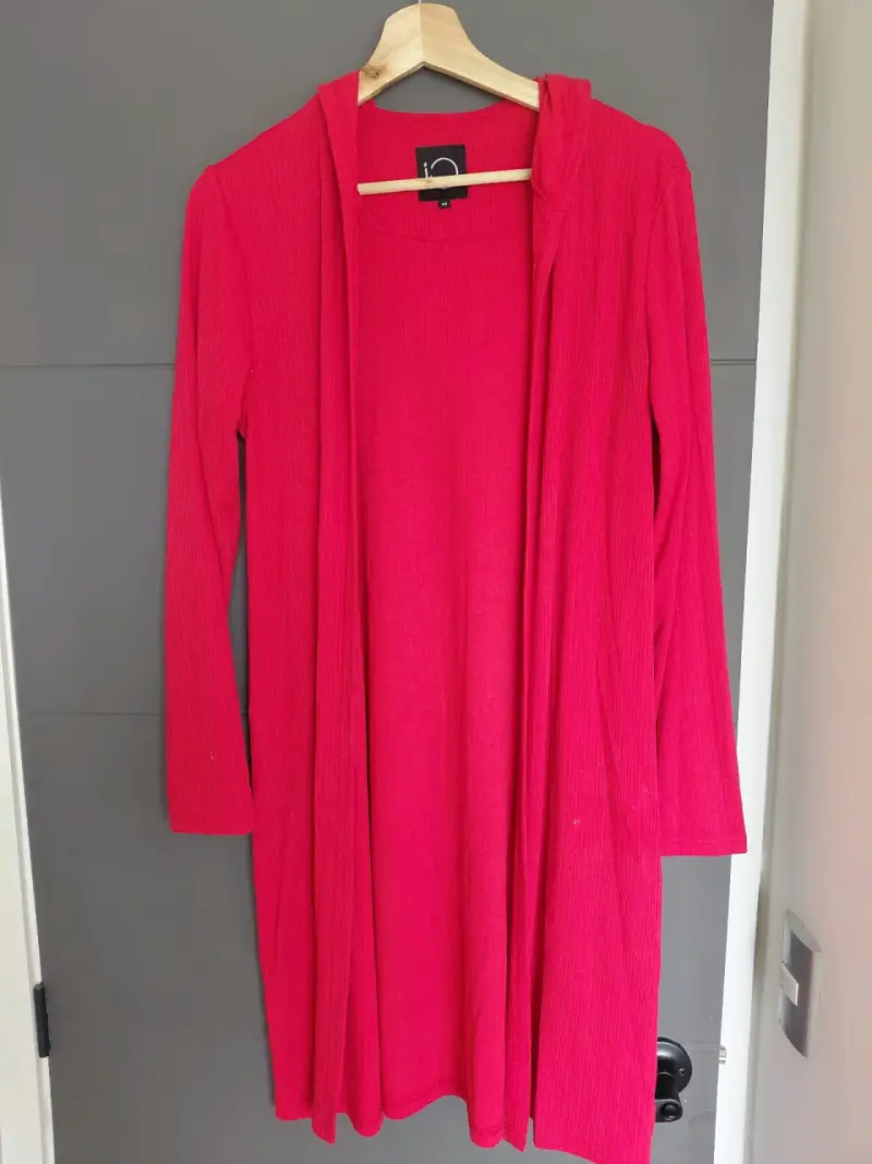 Chaqueta larga roja