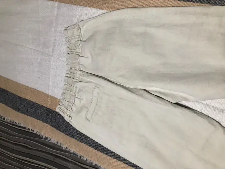 Pantalones blancos de tiro alto - 4