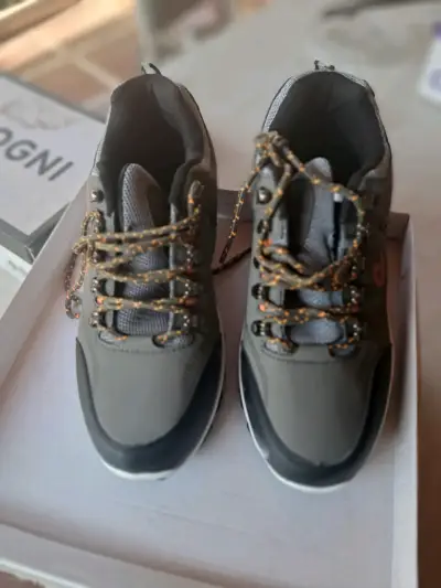Zapatillas de trekking grises - miniatura 3
