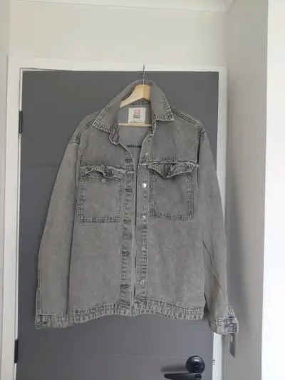 Chaqueta de mezclilla gris - miniatura 1