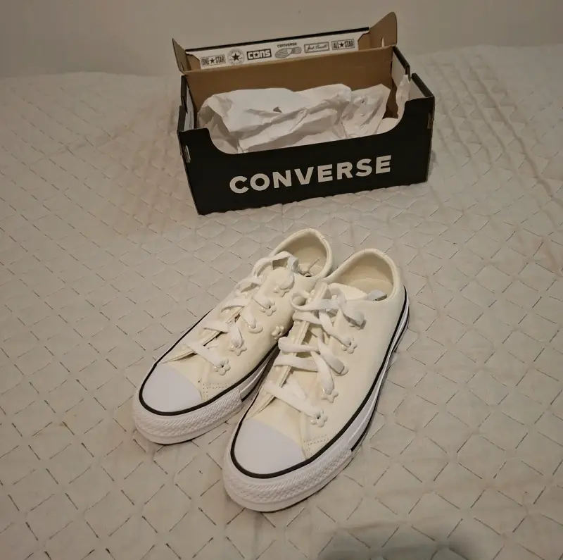 Zapatillas Converse blancas - 1
