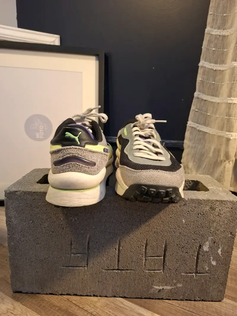 Zapatillas puma deportivas grises y verdes - 2