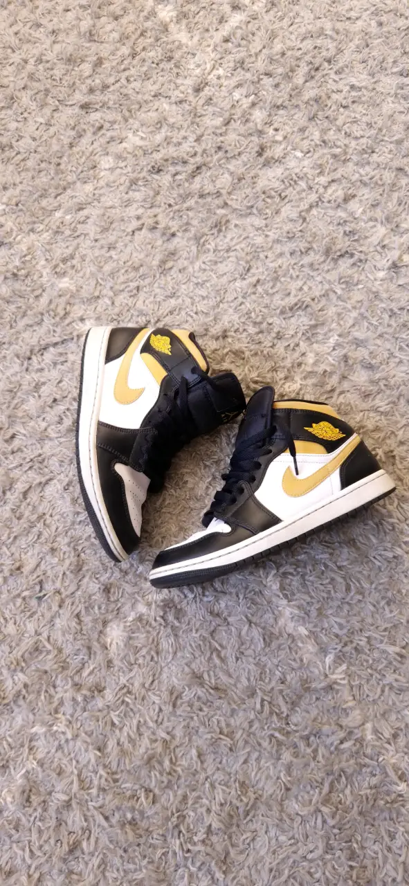 Jordan 1 mid - 5