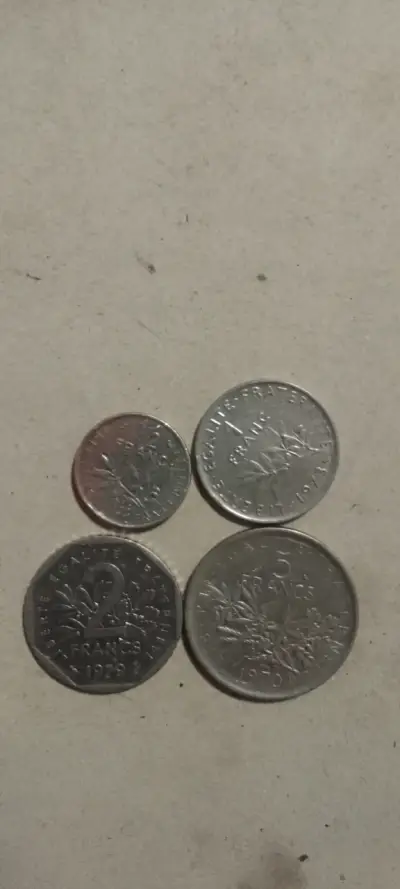 Monedas antiguas francesas - miniatura 2
