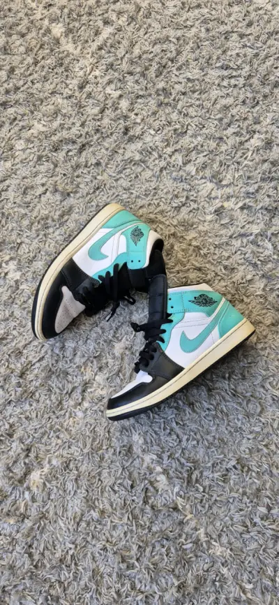 Jordan 1 mid azul y negros - miniatura 2