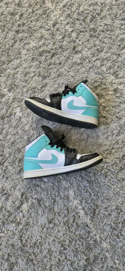 Jordan 1 mid azul y negros - miniatura 6