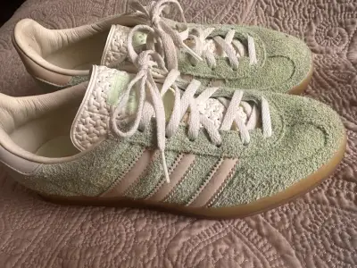 Zapatillas Clásicas adidas verdes - miniatura 2