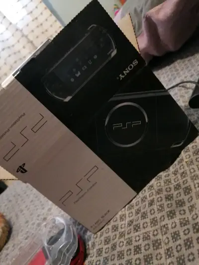 Consola portátil Sony PSP - miniatura 5