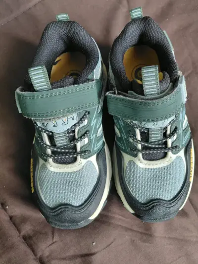 Zapatillas deportivas infantiles verdes - miniatura 1