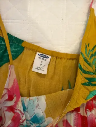 Polera tirantes flores amarillas - miniatura 2