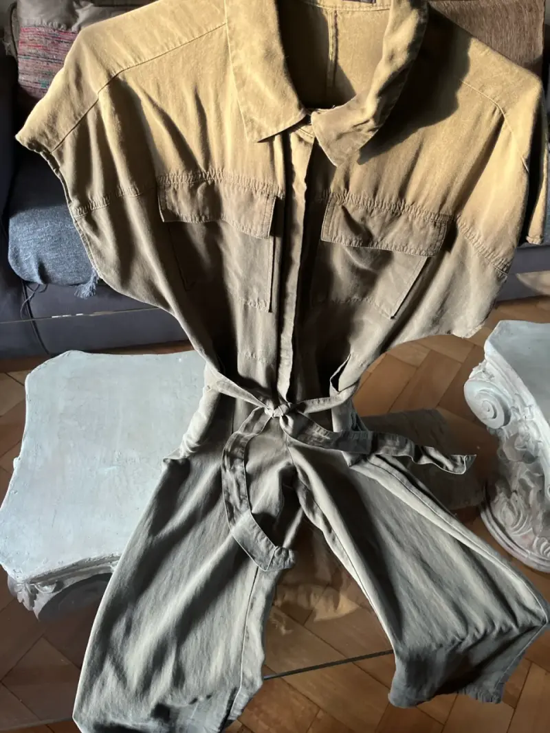 Mono, enterito, color verde usado - 6