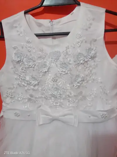 Vestido blanco de fiesta - miniatura 2