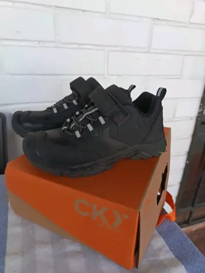 Zapatos escolares CKY talla 35 - miniatura 1