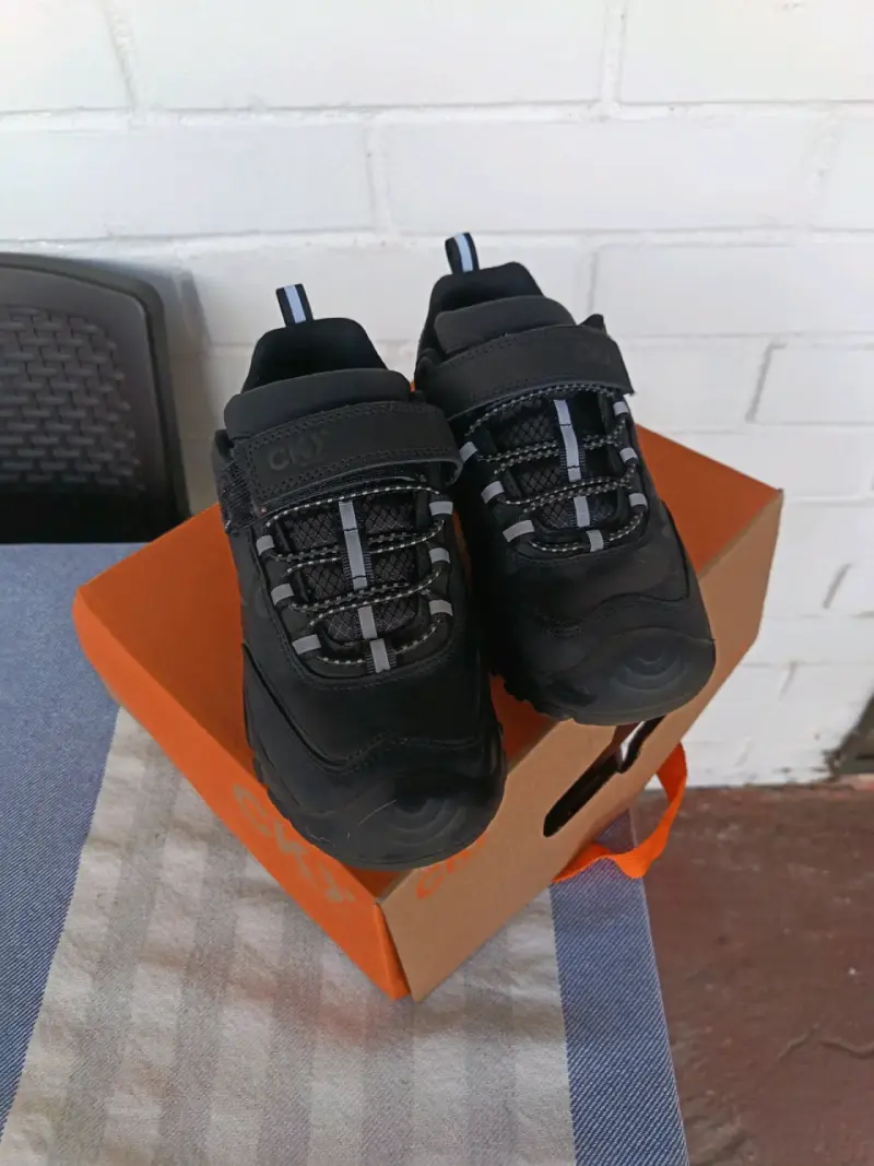 Zapatos escolares CKY talla 35 - 2