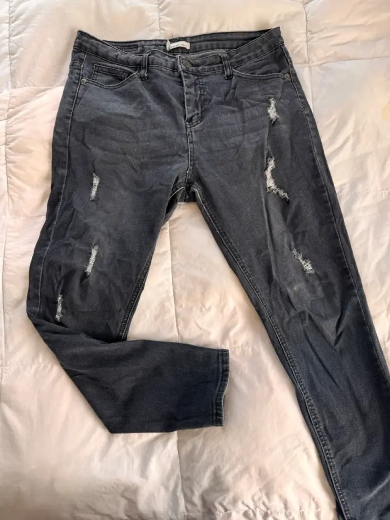 Jeans desgastados oscuros - 1
