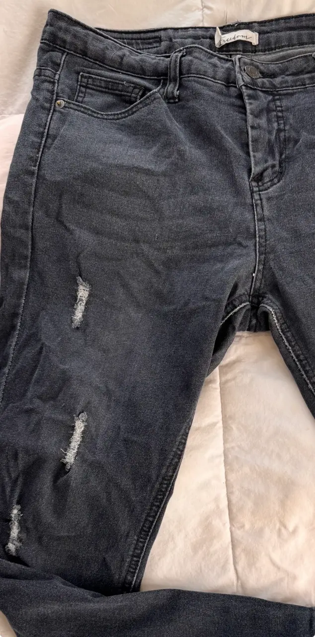 Jeans desgastados oscuros - 3
