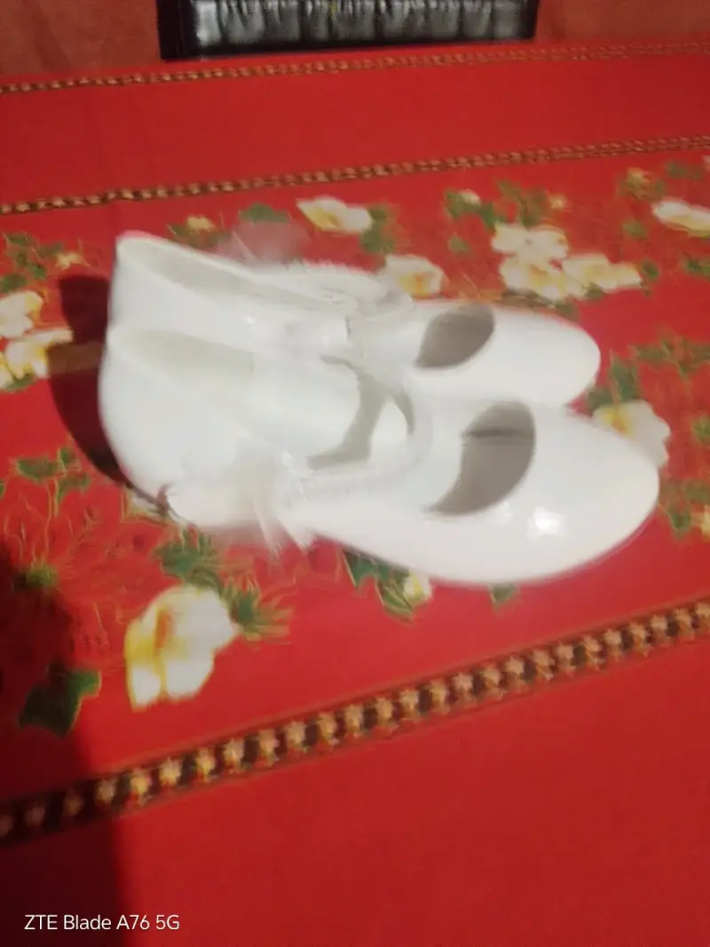 Zapatos blancos para niña - 3
