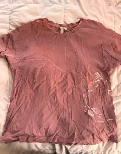 Polera rosada con estampado floral - miniatura 1