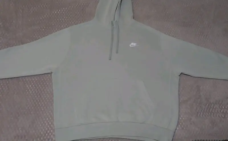 Polerón Nike Club Fleece